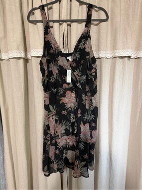 Floral Print Black Sleeveless V-Neck Mini Dress